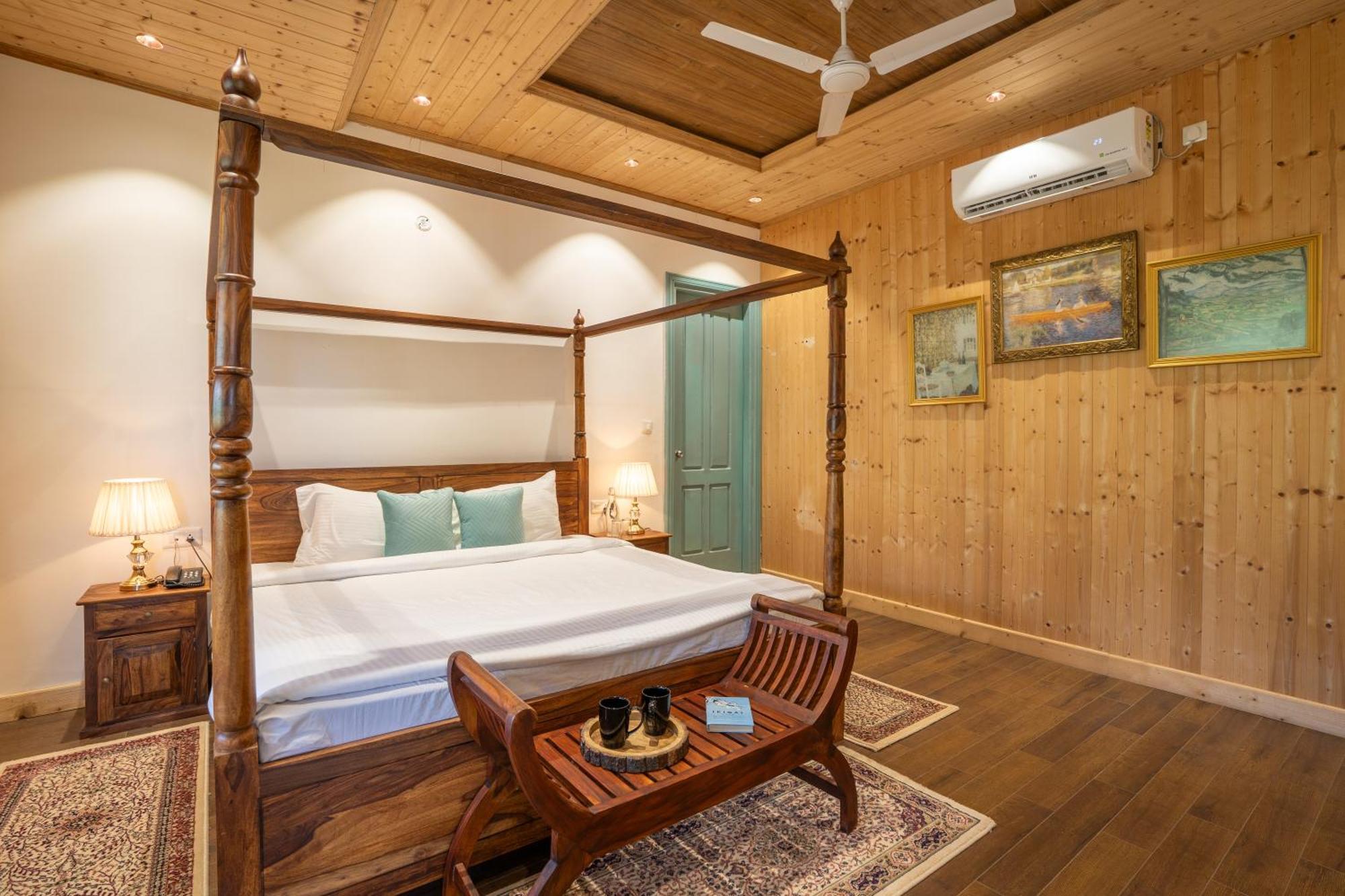Stayvista At Aykon Estate - Modern Interiors, Views กัสซอลี ภายนอก รูปภาพ